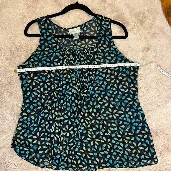 Loft Summer Top Size M - Picture 3 of 4